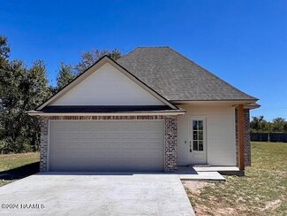 1009 Elizabeth Ln, Breaux Bridge, LA 70517