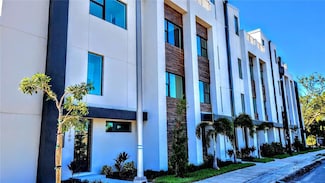 2188 Fruitville Rd, Sarasota, FL 34237