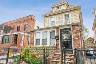549 E 28th St, Brooklyn, NY 11210
