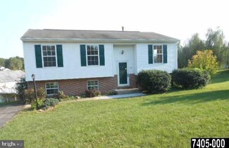 341 Pine Valley Dr, Felton, PA 17322
