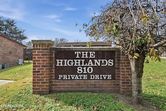 810 Highland Dr Unit 1403, Knoxville, TN 37912