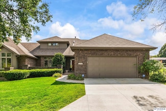 1330 N 97th Plaza, Omaha, NE 68114