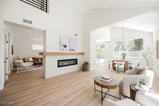 9308 Pitching Wedge Dr, Las Vegas, NV 89134