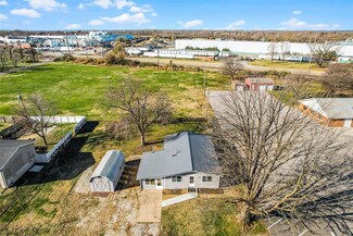 3023 Nameoki Dr, Granite City, IL 62040