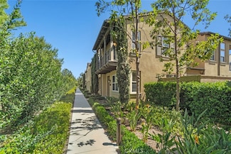 111 Thornhurst, Irvine, CA 92620