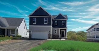 341 Gleneagles Dr, Butler, PA 16001