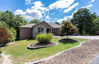 17 Foster Ln, Bella Vista, AR 72715