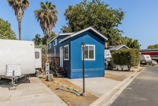 5878 Garlic Farm Dr Unit 82, Gilroy, CA 95020