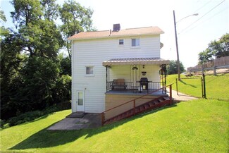 1360 Center St, Mc Kees Rocks, PA 15136