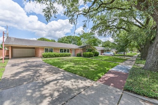 9207 Timberside Dr, Houston, TX 77025