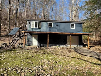 896 Four States Rd, Worthington, WV 26591