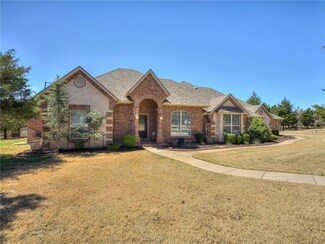 5725 Hidden Meadow Dr, Mustang, OK 73064