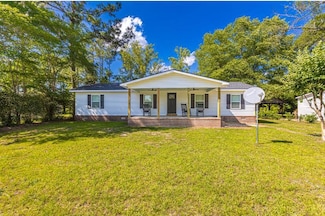 1044 Levi St, Manning, SC 29102