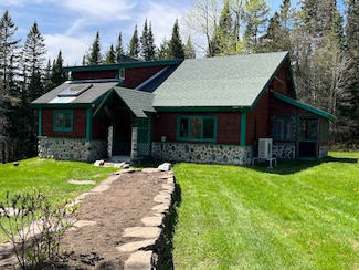 1039 Noyestar Rd, Hardwick, VT 05843