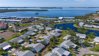 9413 Andover Cir, Bradenton, FL 34210