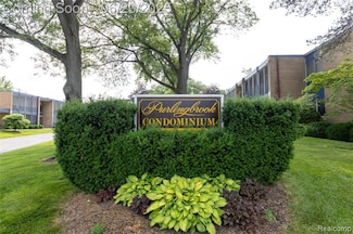 16591 Middlebelt Rd Unit 4, Livonia, MI 48154