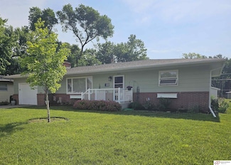 1720 N 17th St, Beatrice, NE 68310