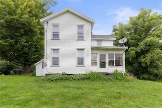 1441 Paddy Ln, Ontario, NY 14519