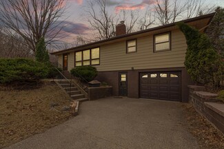 8400 Falk Ave, Northfield, MN 55057