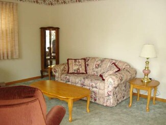 3953 Lakeview Dr, Rapid City, SD 57702