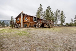 1170 Hodgson Rd N, Evans, WA 99126