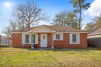 1113 Matilda St, Westlake, LA 70669