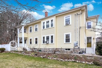 24-26 Dufton Rd, Andover, MA 01810