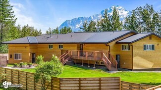 1351 S Middle Mesa Dr, Palmer, AK 99645