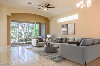8771 Ibis Cove Cir, Naples, FL 34119