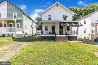 4929 Greenwood St, Brookhaven, PA 19015