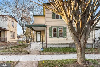 1011 W 4th St, Florence, NJ 08518