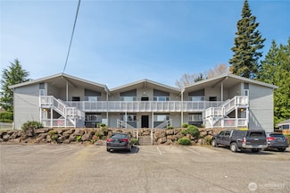 15455 10th Ave SW, Burien, WA 98166