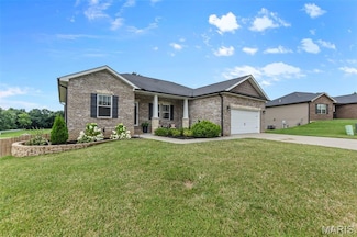 255 Sassenach Dr, Jackson, MO 63755
