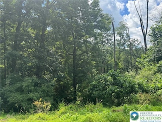 98 Jacoby Run Rd, Mount Bethel, PA 18343
