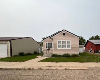 714 Alder Ave, Harvey, ND 58341