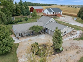 7824 & 7812 N 67th Ave E, Kellogg, IA 50135