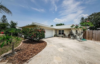 1615 Stonehaven Way, Tarpon Springs, FL 34689