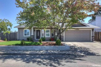2976 Logan Ct NE, Salem, OR 97305