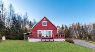 223 Blakely Farm Rd, Colebrook, NH 03576