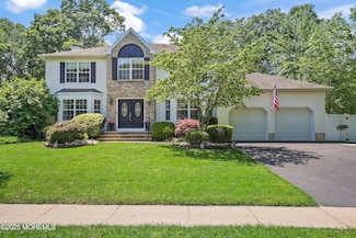 304 Mackenzie Dr, Jackson, NJ 08527