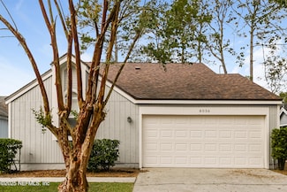 8056 Coatbridge Ln N, Jacksonville, FL 32244