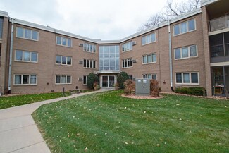 4370 Brookside Ct Unit 219, Edina, MN 55436