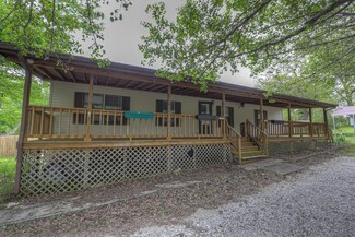169 Dickerson Rd, Hillsboro, TN 37342