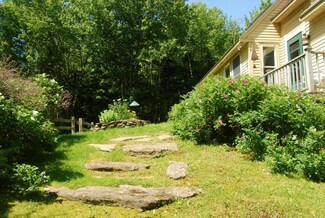 10 Sandpiper Ln, New Harbor, ME 04554
