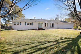 2N603 Virginia Ave, Glen Ellyn, IL 60137