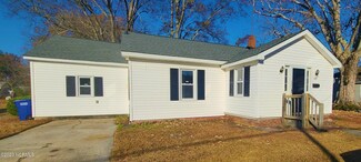 489 Sixth St, Ayden, NC 28513
