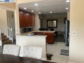 300 S Eagle Nest Ln, Danville, CA 94506