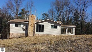 6450 Wilderness Dr, Alger, MI 48610