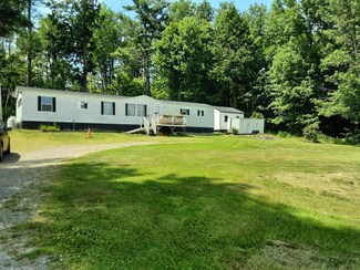226 Vigue Rd, Whitefield, ME 04353