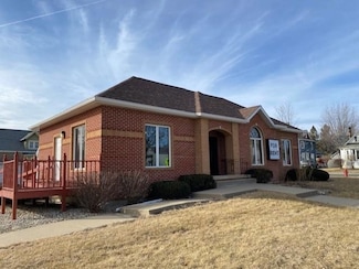 2504 4th St, Peru, IL 61354